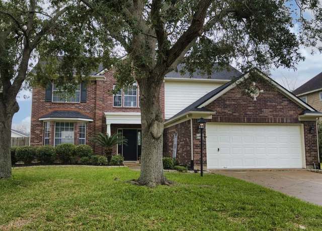 Property at 57 Sunrose Ct, Lake Jackson, TX 77566, 4 beds, 2.5 baths