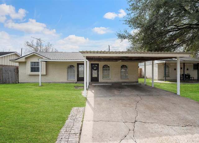 Property at 522 Hollyvale Dr, Houston, TX 77060, 4 beds, 2 baths