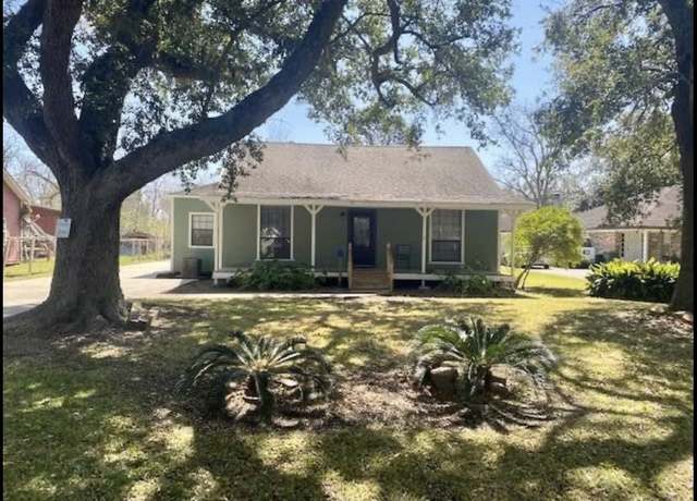 Property at 3124 30th St, Port Arthur, TX 77642, 3 beds, 2 baths