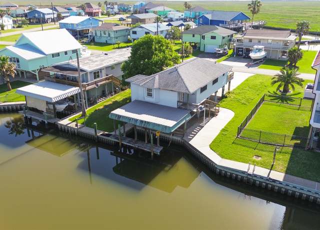 Property at 114 Admiral Ln, Freeport, TX 77541, 2 beds, 2 baths