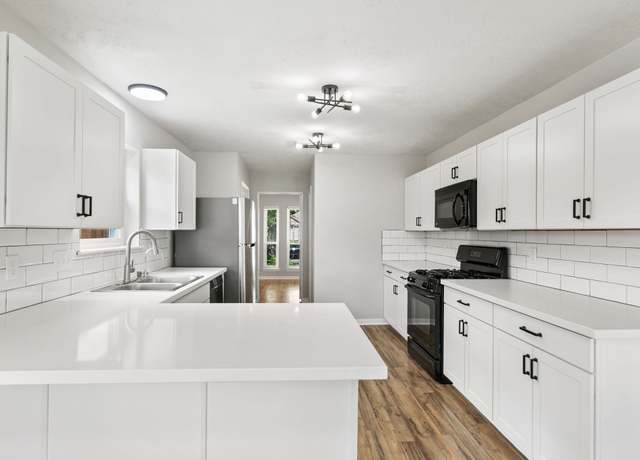 Property at 22223 Singleleaf Ln, Tomball, TX 77375, 5 beds, 2.5 baths