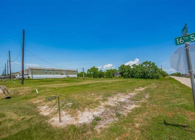 Property at 357 16th St, Dickinson, TX 77539