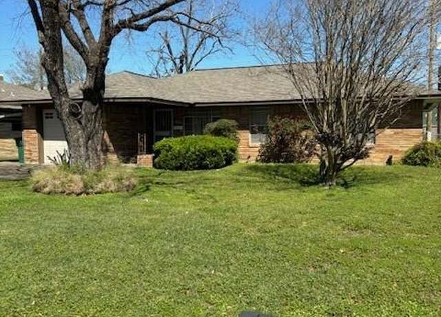 Property at 922 W 31st St, Houston, TX 77018, 3 beds, 1 bath
