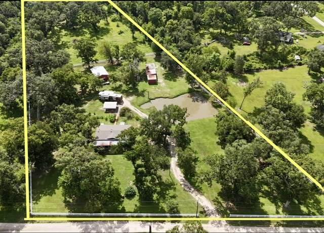 Property at 175 Eagons Rd, Angleton, TX 77515, 3 beds, 2 baths