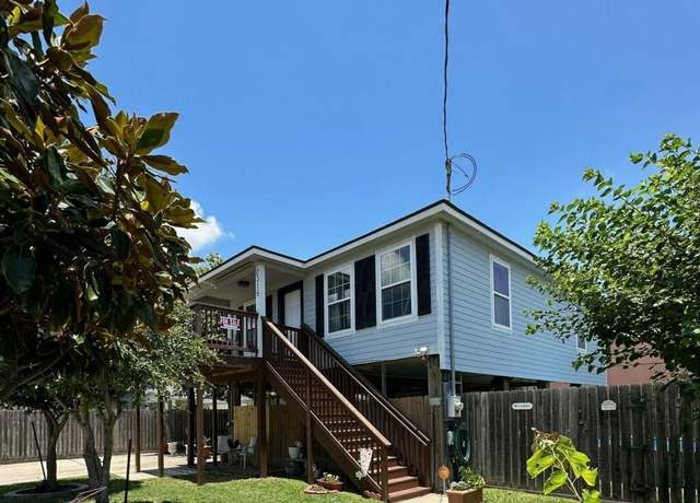 Property at 2316 Hollywood Ave, Galveston, TX 77551, 2 beds, 1 bath