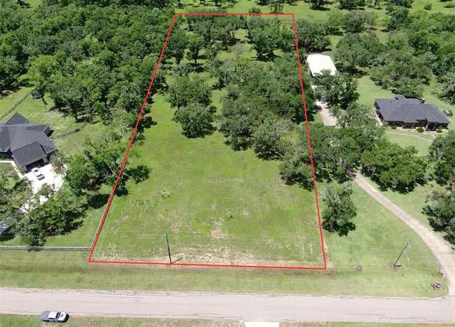 Property at 33302 Blue Crab Ct, Richwood, TX 77515