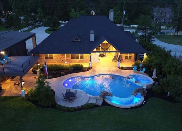 Property at 32710 Tall Oaks Way, Magnolia, TX 77354, 4 beds, 5 baths