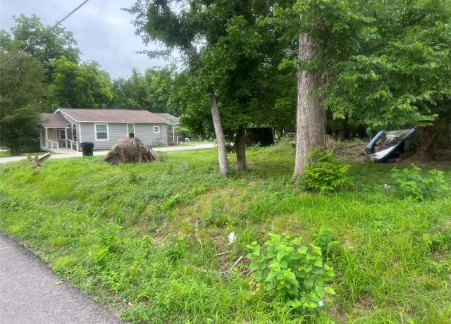 Property at 0 Willow St St, Houston, TX 77088