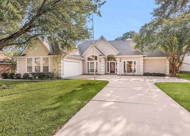 Property at 88 Stones Edge Dr, Conroe, TX 77356, 3 beds, 2.5 baths