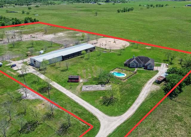 Property at 9430 Oberrender Rd, Needville, TX 77461, 3 beds, 3 baths