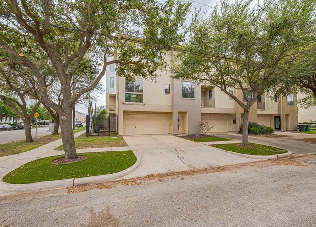 Property at 2820 Rusk St, Houston, TX 77003, 3 beds, 3.5 baths