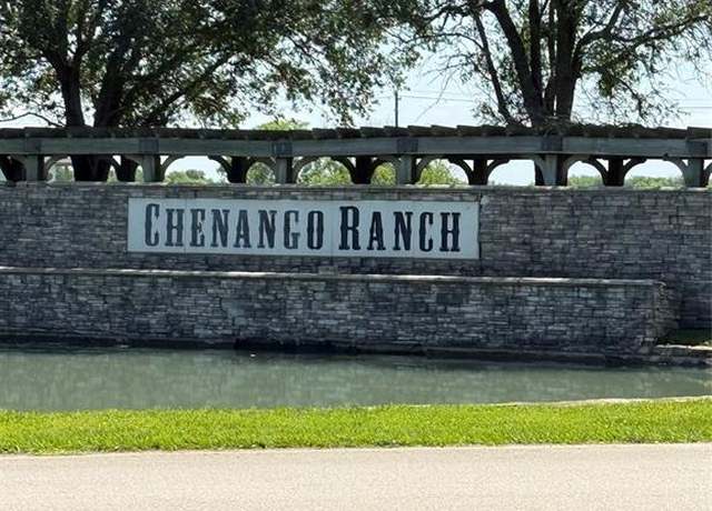 Property at 21910 Chenango Lake Dr, Angleton, TX 77515