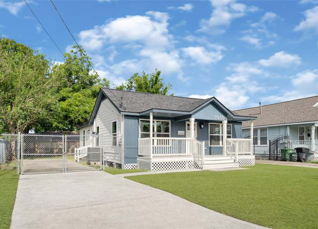 Property at 3910 Cetti St, Houston, TX 77009, 3 beds, 2 baths