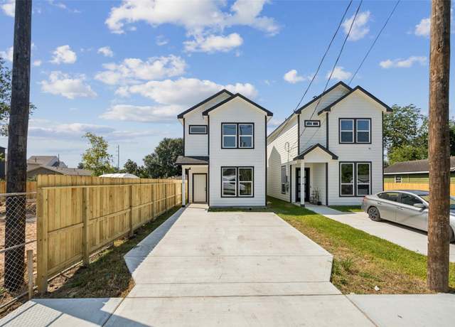 Property at 320 Clearwater St, Houston, TX 77029, 3 beds, 2 baths