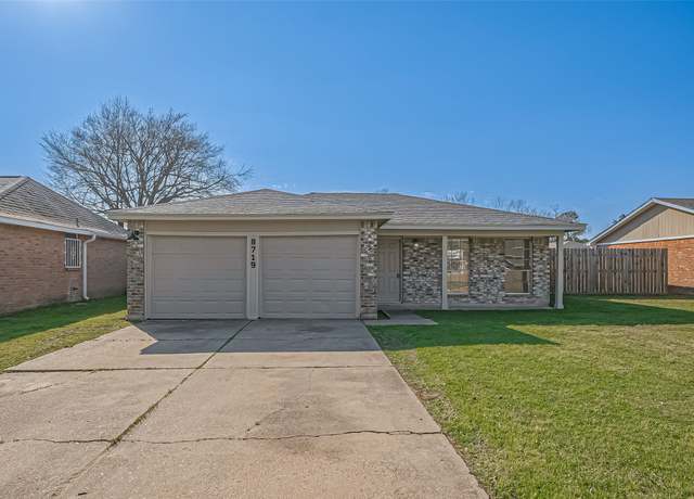 Property at 8719 Valley Meadow Dr, Houston, TX 77078, 3 beds, 2 baths