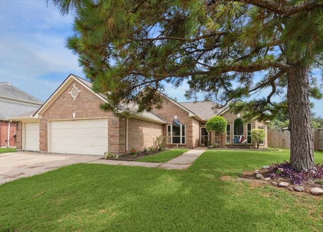 Property at 21119 River Court Dr, Katy, TX 77449, 4 beds, 2 baths