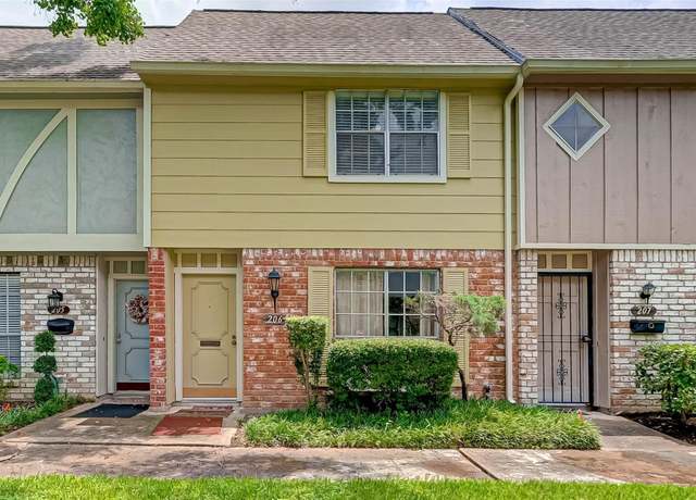 Property at 8101 Amelia Rd #206, Houston, TX 77055, 3 beds, 2.5 baths