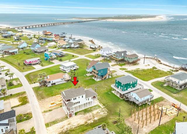 Property at 13010 Buccaneer Pkwy, Freeport, TX 77541, 4 beds, 4 baths