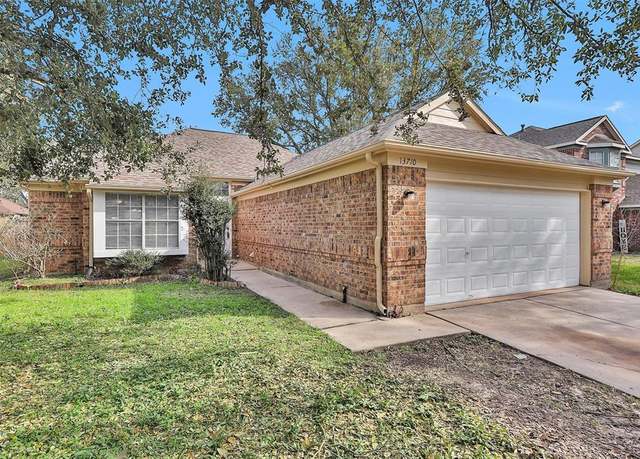 Property at 13710 Sablegarden Ln, Houston, TX 77014, 3 beds, 2 baths