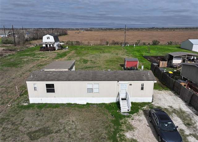 Property at 8810 Los Robles Ave, Alvin, TX 77511, 3 beds, 2 baths