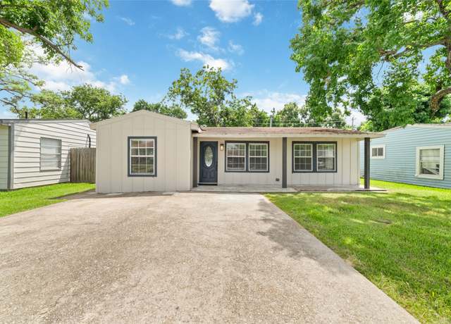 Property at 507 S Kansas St, La Porte, TX 77571, 3 beds, 1 bath