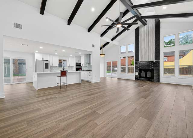 Property at 3006 Golden Hills Ln, Missouri City, TX 77459, 4 beds, 4 baths