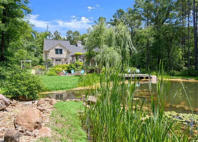 Property at 129 Stagecoach Cir, Huntsville, TX 77340, 4 beds, 4 baths