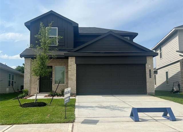 Property at 1030 Juniper Vis, Houston, TX 77090, 4 beds, 2.5 baths