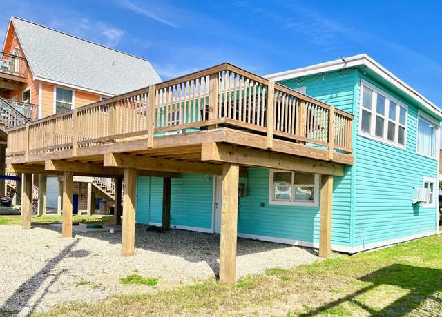 Property at 110 Ocean Ave, Surfside Beach, TX 77541, 2 beds, 2 baths