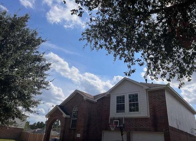 Property at 29207 Fox Fountain Ln, Spring, TX 77386, 3 beds, 2.5 baths