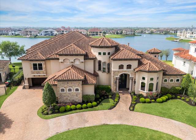 Property at 18 Miramar Heights Cir, Sugar Land, TX 77479, 6 beds, 7 baths