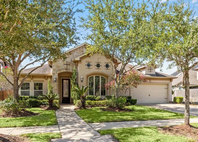 Property at 4122 Scenic Valley Ln, Sugar Land, TX 77479, 4 beds, 3.5 baths