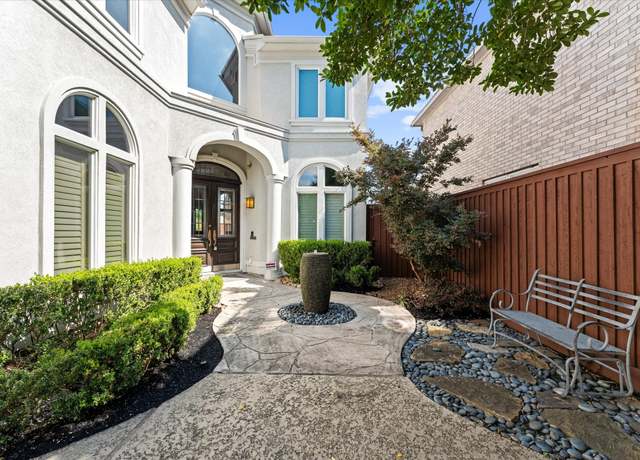 Property at 5206 Stamper Way, Houston, TX 77056, 4 beds, 3.5 baths