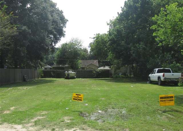 Property at 1105 Pirtle St, La Marque, TX 77568