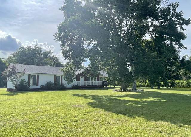 Property at 335 Carroll Rd, Richmond, TX 77469, 3 beds, 2 baths