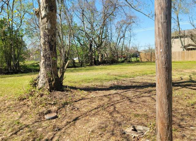 Property at 205 S Cobb St, Texas City, TX 77591