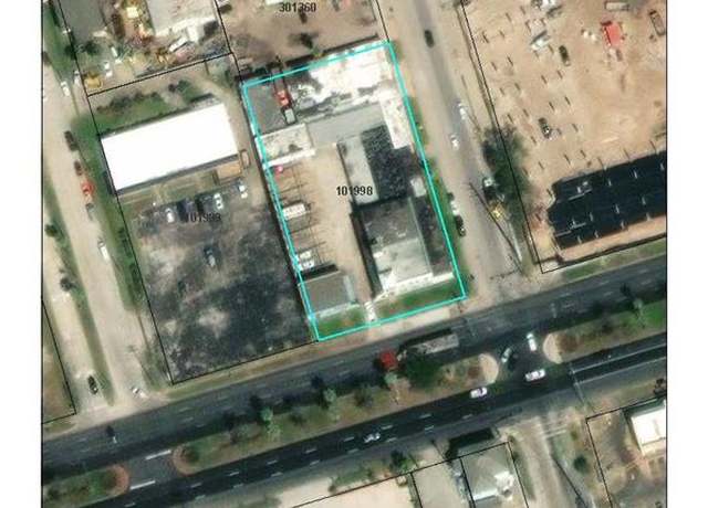 Property at 5302 Broadway Avenue J St, Galveston, TX 77551