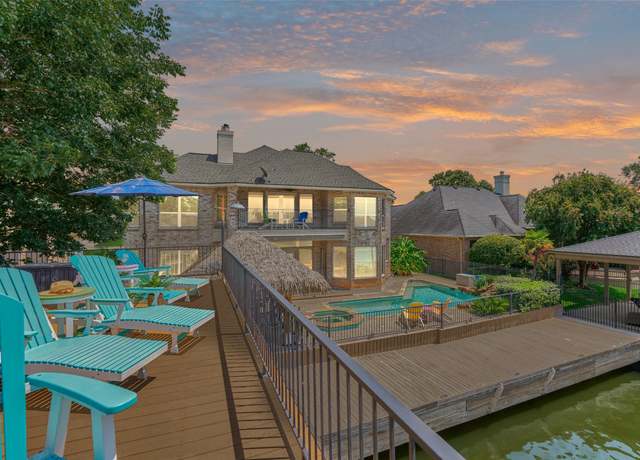 Property at 202 Edgemar Rd, Montgomery, TX 77356, 4 beds, 3.5 baths