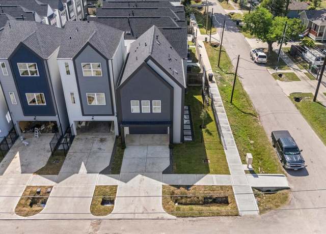 Property at 4329 Arlington St, Houston, TX 77022, 3 beds, 3.5 baths