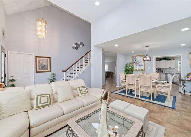 Property at 15607 Ensenada Dr, Houston, TX 77083, 3 beds, 2.5 baths