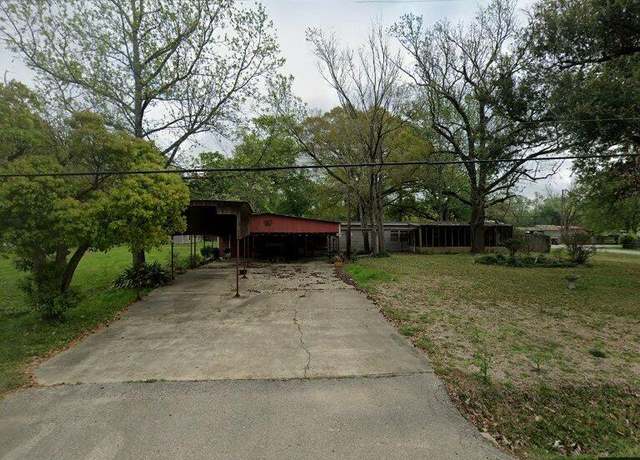 Property at 405 Nevils St, Bridge City, TX 77611, 2 beds, 2 baths