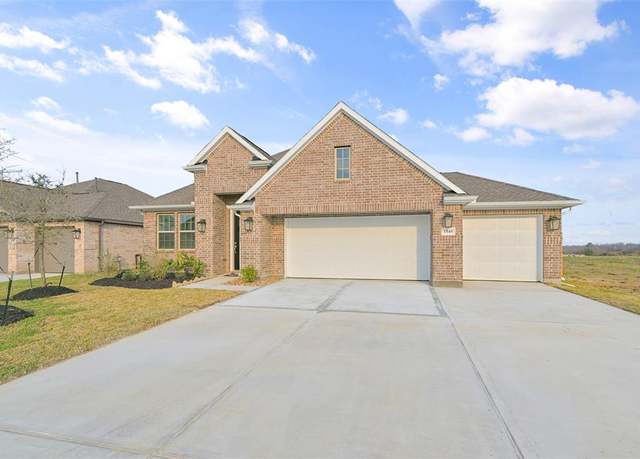 Property at 1545 Apache Hts, Dayton, TX 77535, 3 beds, 2 baths