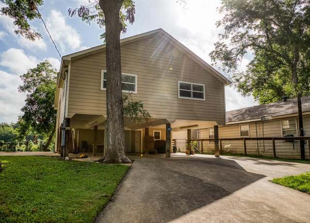 Property at 3769 Lazy River Dr, Sealy, TX 77474, 4 beds, 3 baths