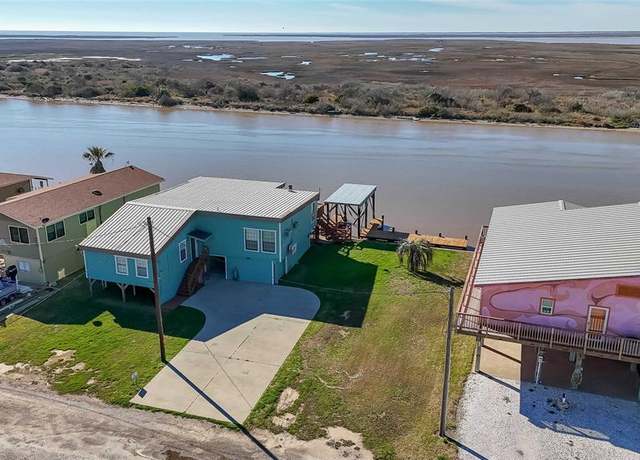 Property at 4258 Fm 2031 Beach Rd, Matagorda, TX 77457, 3 beds, 2 baths