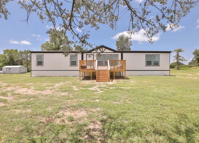 Property at 38769 Woodland Lakes Dr, Hempstead, TX 77445, 4 beds, 3 baths
