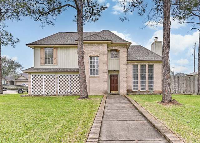 Property at 1411 Bayou Glen Dr, La Porte, TX 77571, 3 beds, 2.5 baths