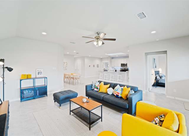 Property at 1318 Bellingham Park Dr, Missouri City, TX 77459, 4 beds, 2.5 baths
