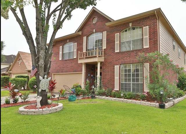 Property at 4915 Dove Springs Dr, Houston, TX 77066, 4 beds, 3.5 baths