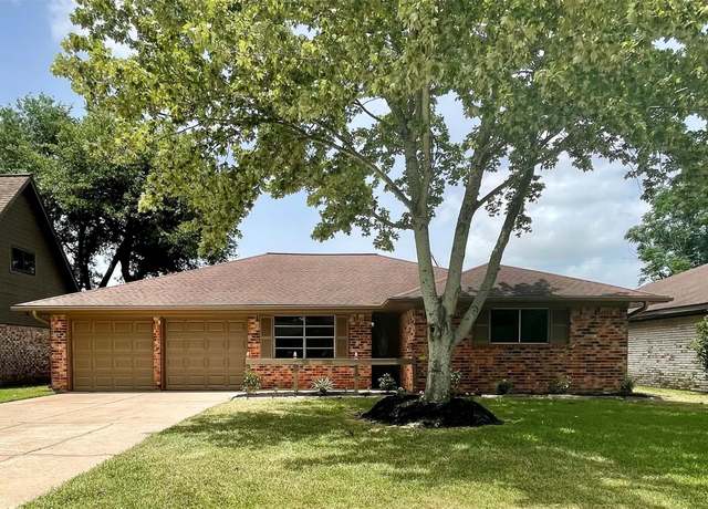 Property at 718 E Lambuth Ln, Deer Park, TX 77536, 3 beds, 2 baths