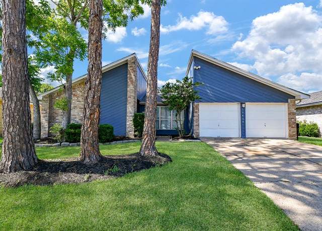 Property at 13410 Bradbridge Ln, Houston, TX 77082, 3 beds, 2 baths